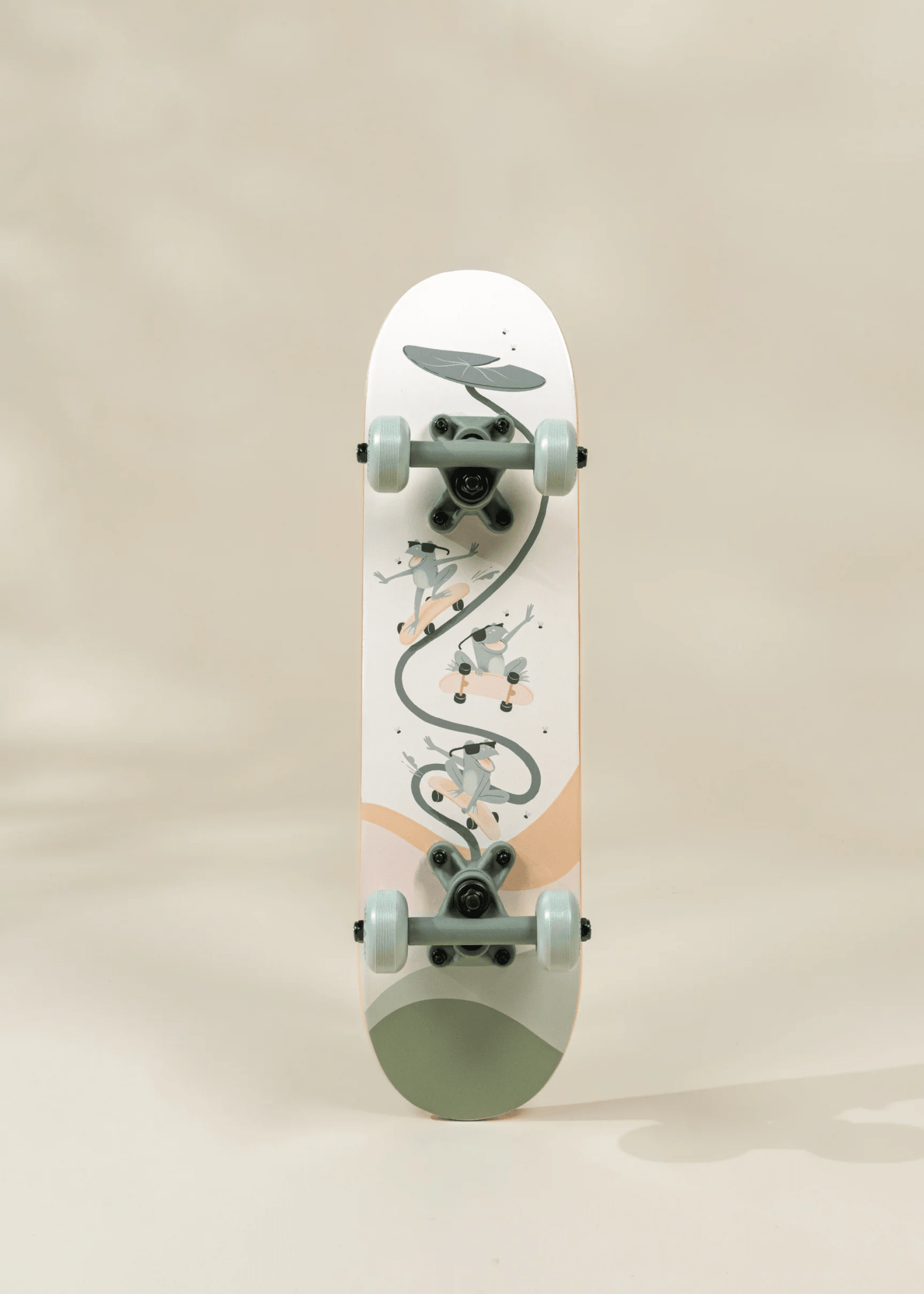 Coco Village Kids’ Wooden Classic Skateboard – Rolling Frogs — Helmet - Image 3