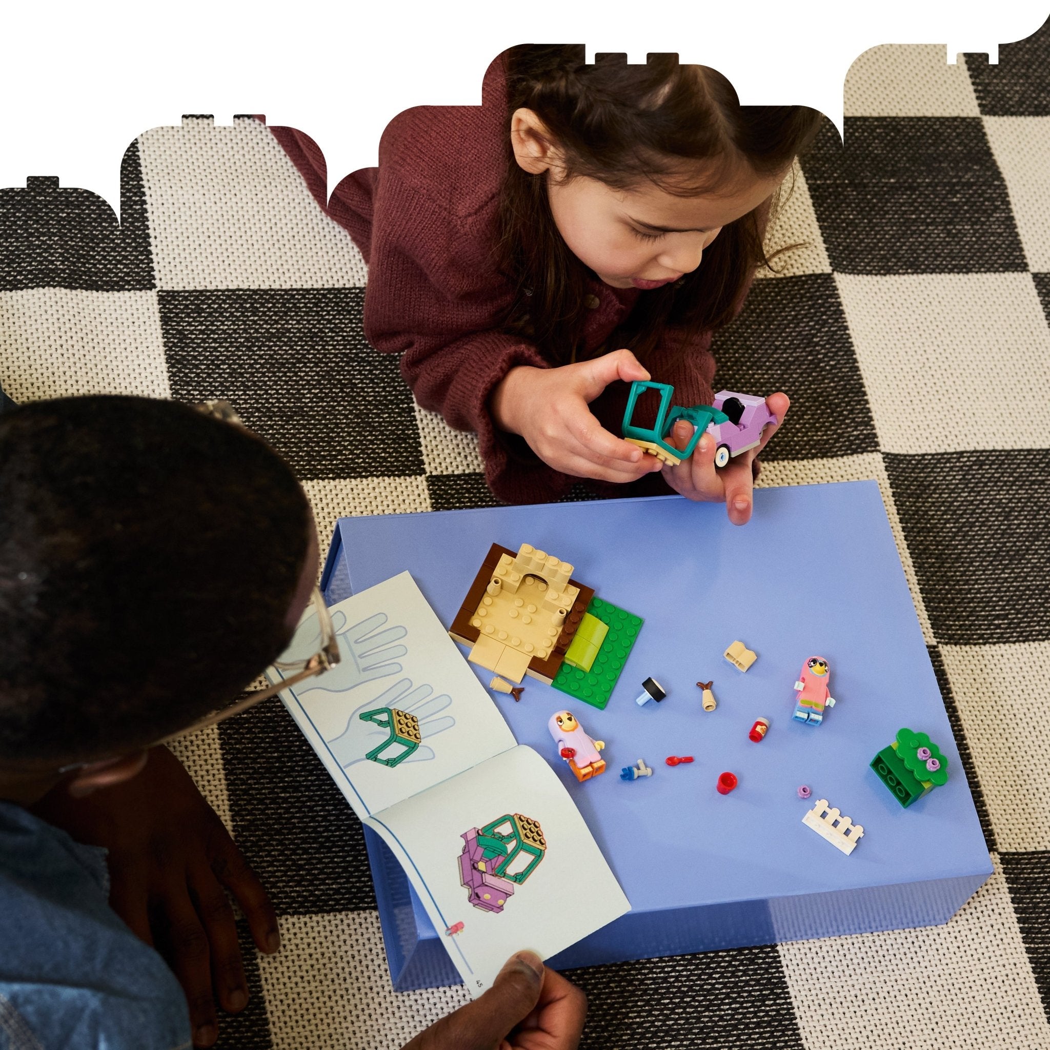 LEGO® Bluey Grannies with Bingo and Bluey 11216 — Can - Image 6