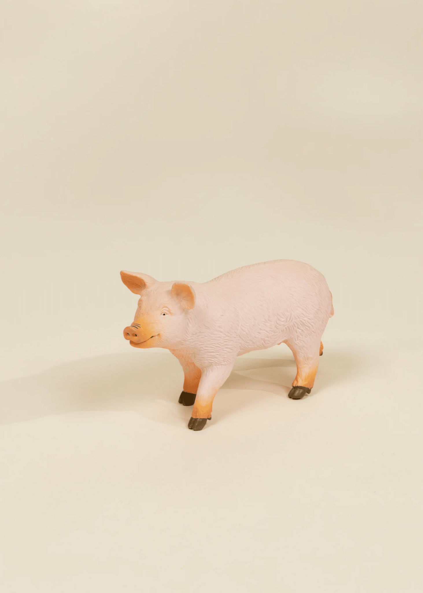 Coco Village Large Farm Animal Play Figurine – Pig — Figure