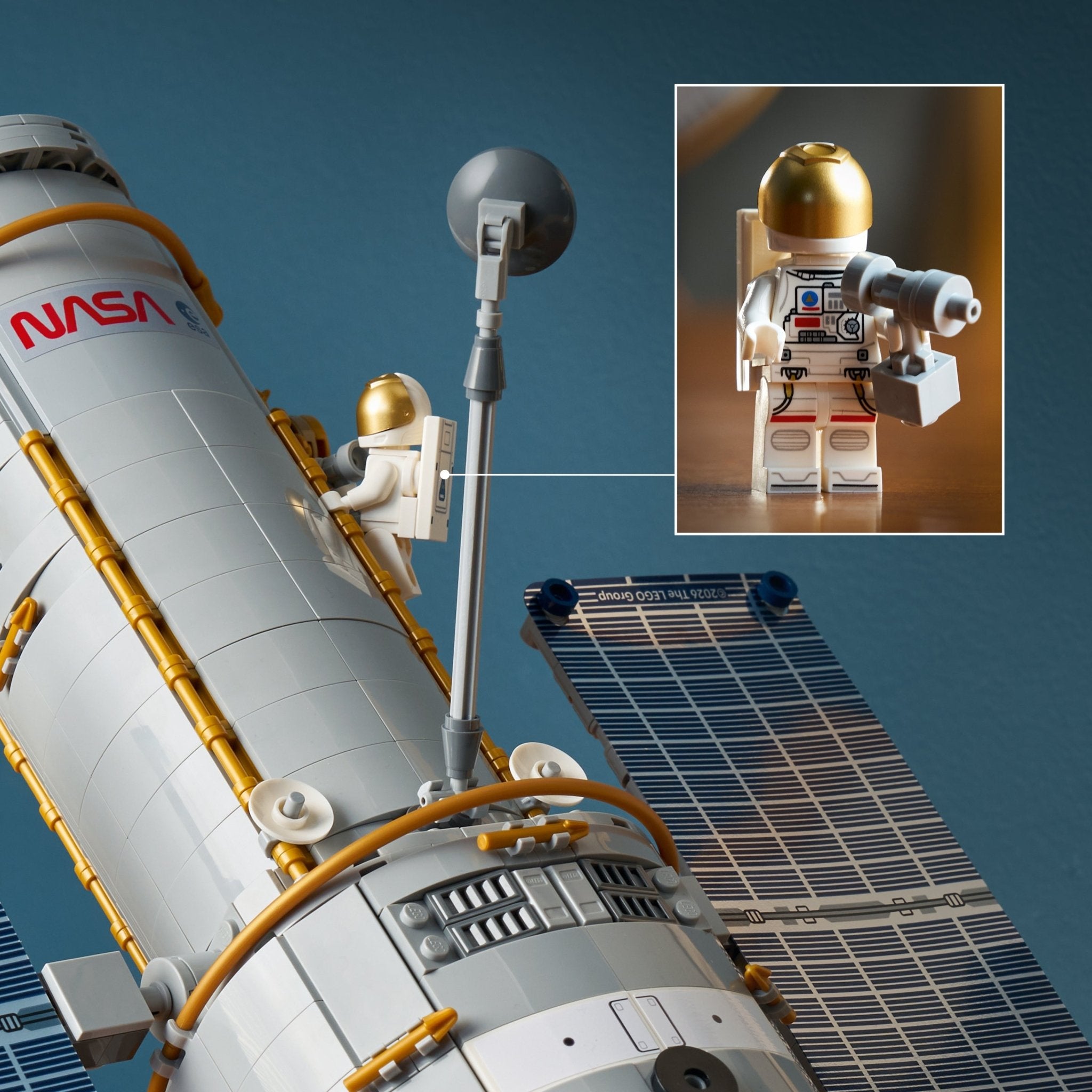 LEGO® Icons Hubble Space Telescope 11382 — Set - Image 6