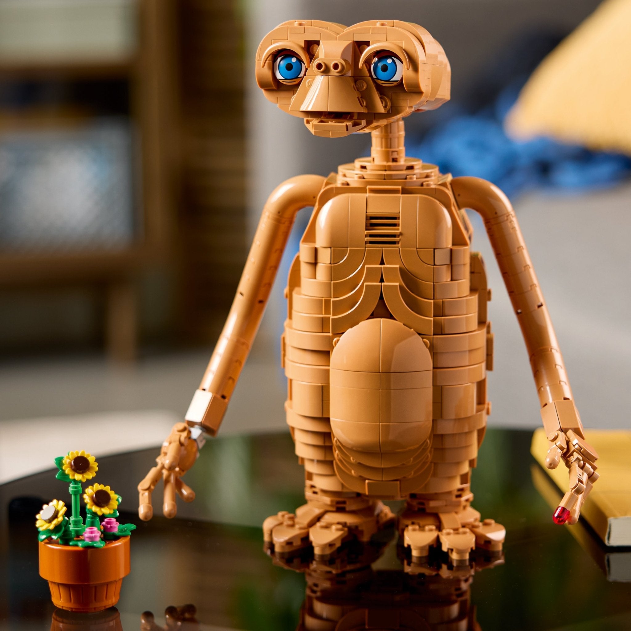 LEGO® Ideas E.T. the Extra-Terrestrial 21370 — Set - Image 6