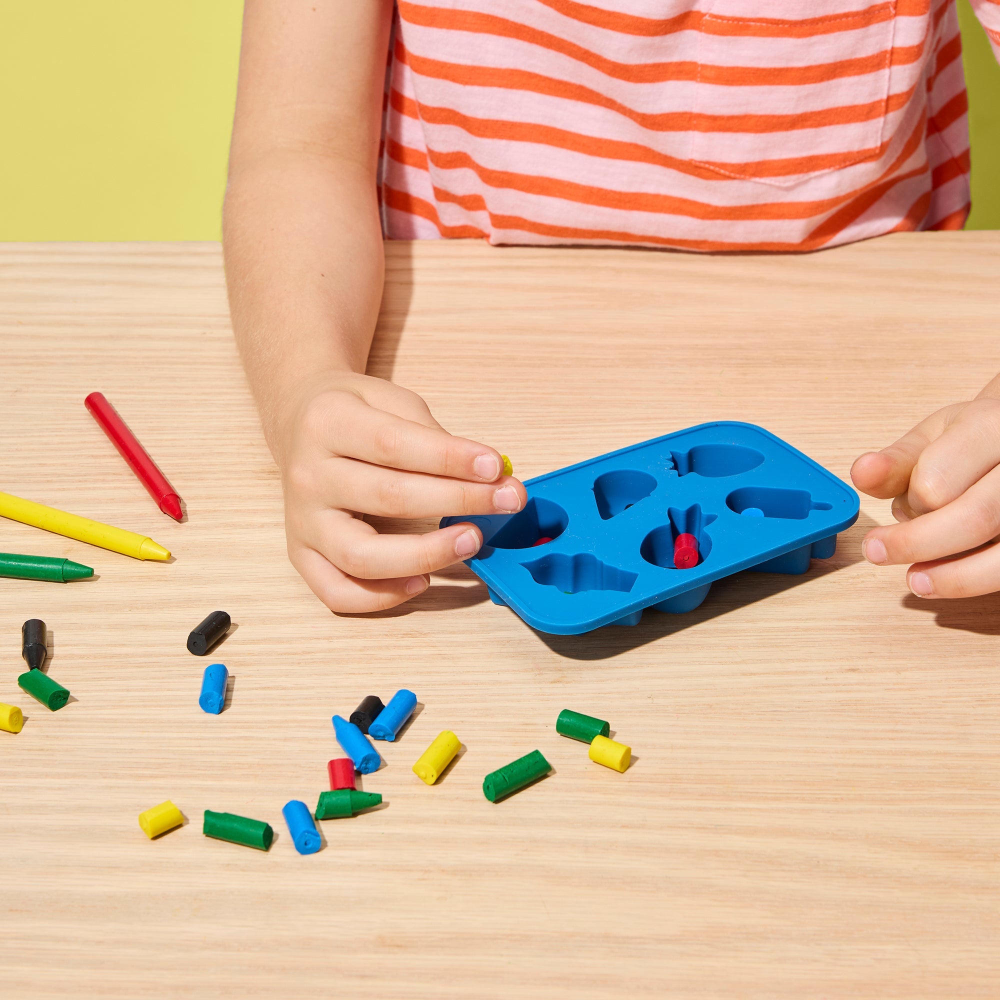 KiwiCo Solar Crayon Recycler — Catalog Product - Image 4