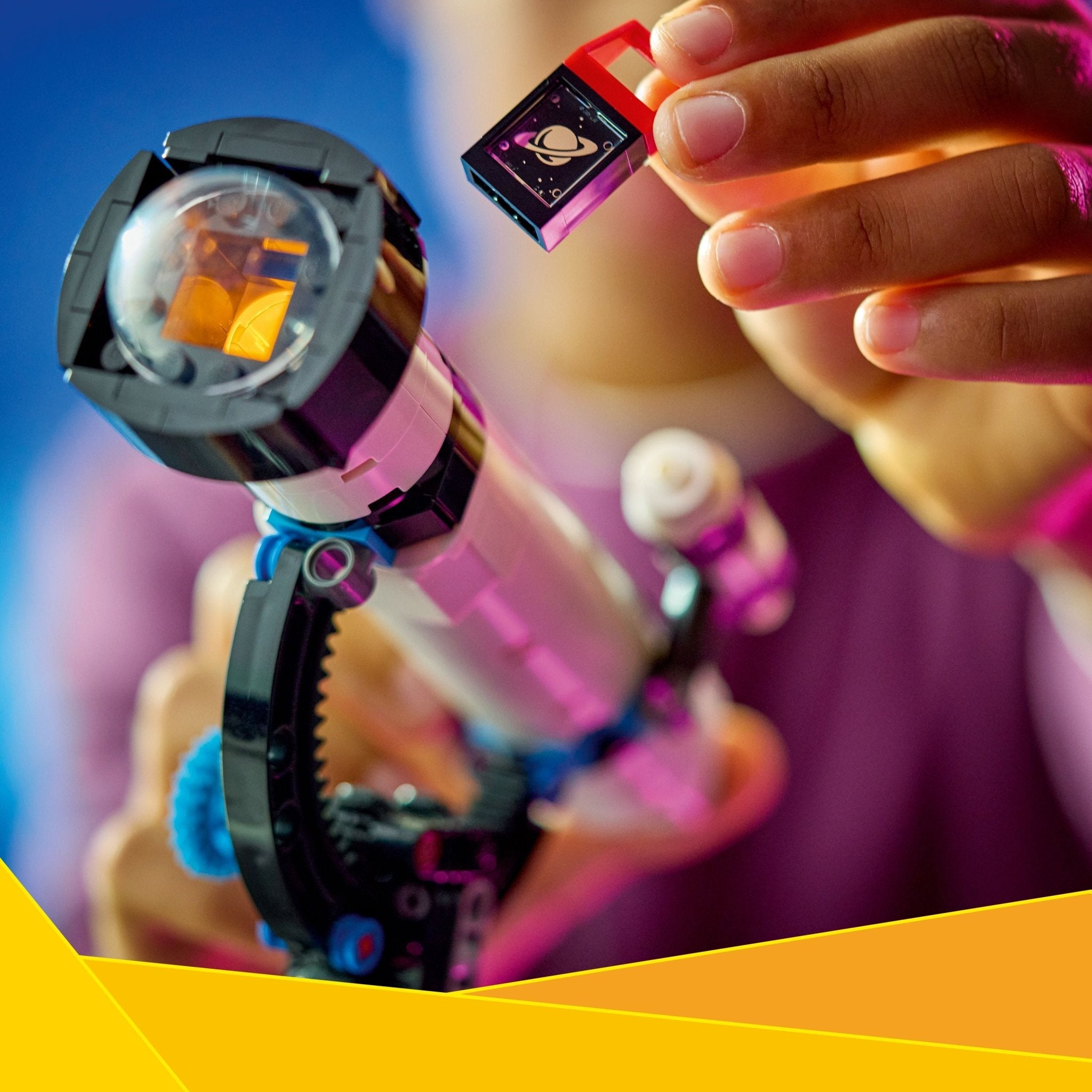 LEGO® Creator LEGO® Space Exploration Telescope 31378 — Can - Image 5