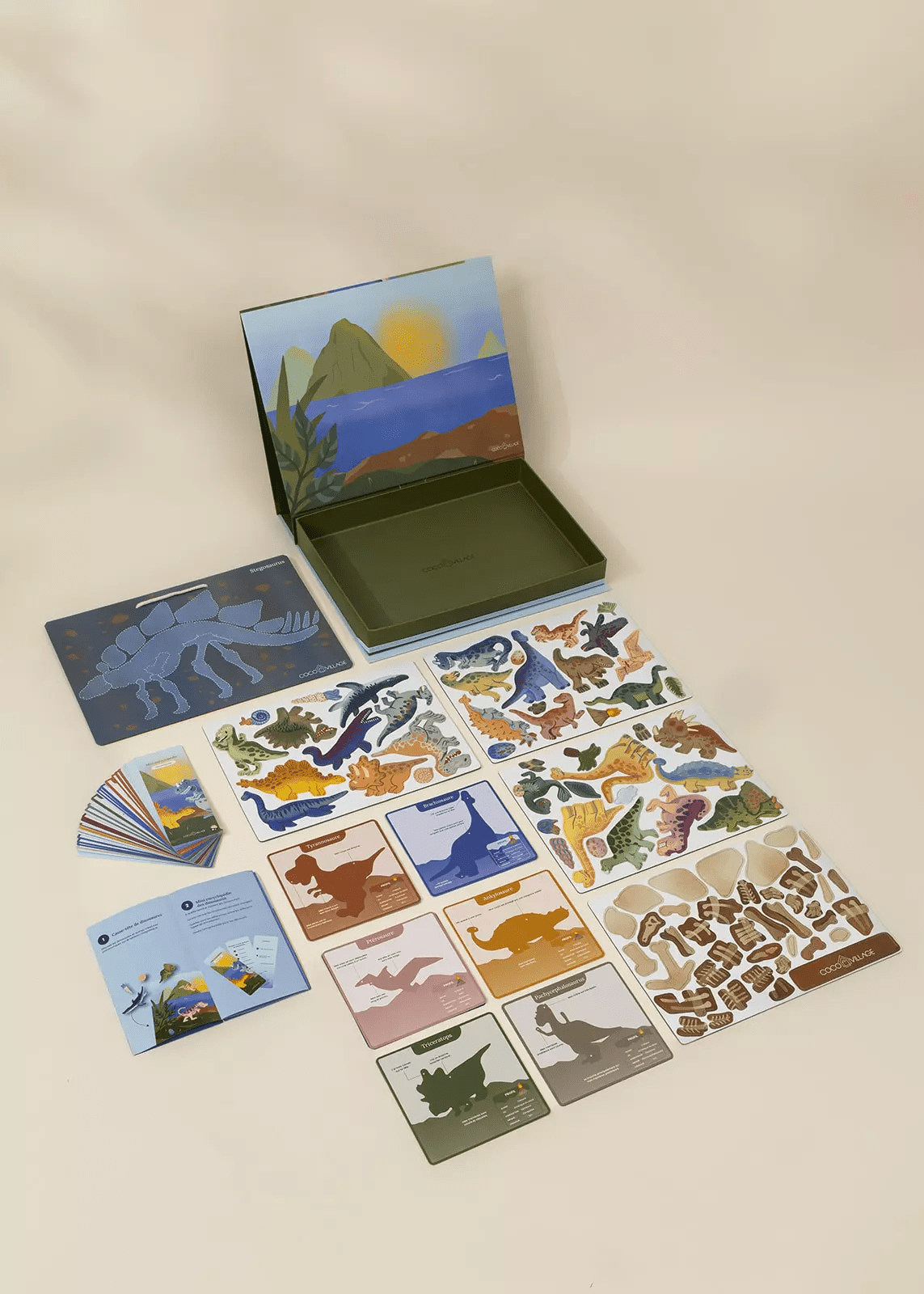 Coco Village Interactive & Magnetic Encyclopedia–Dinosaur Discovery (French Version) — Set - Image 2