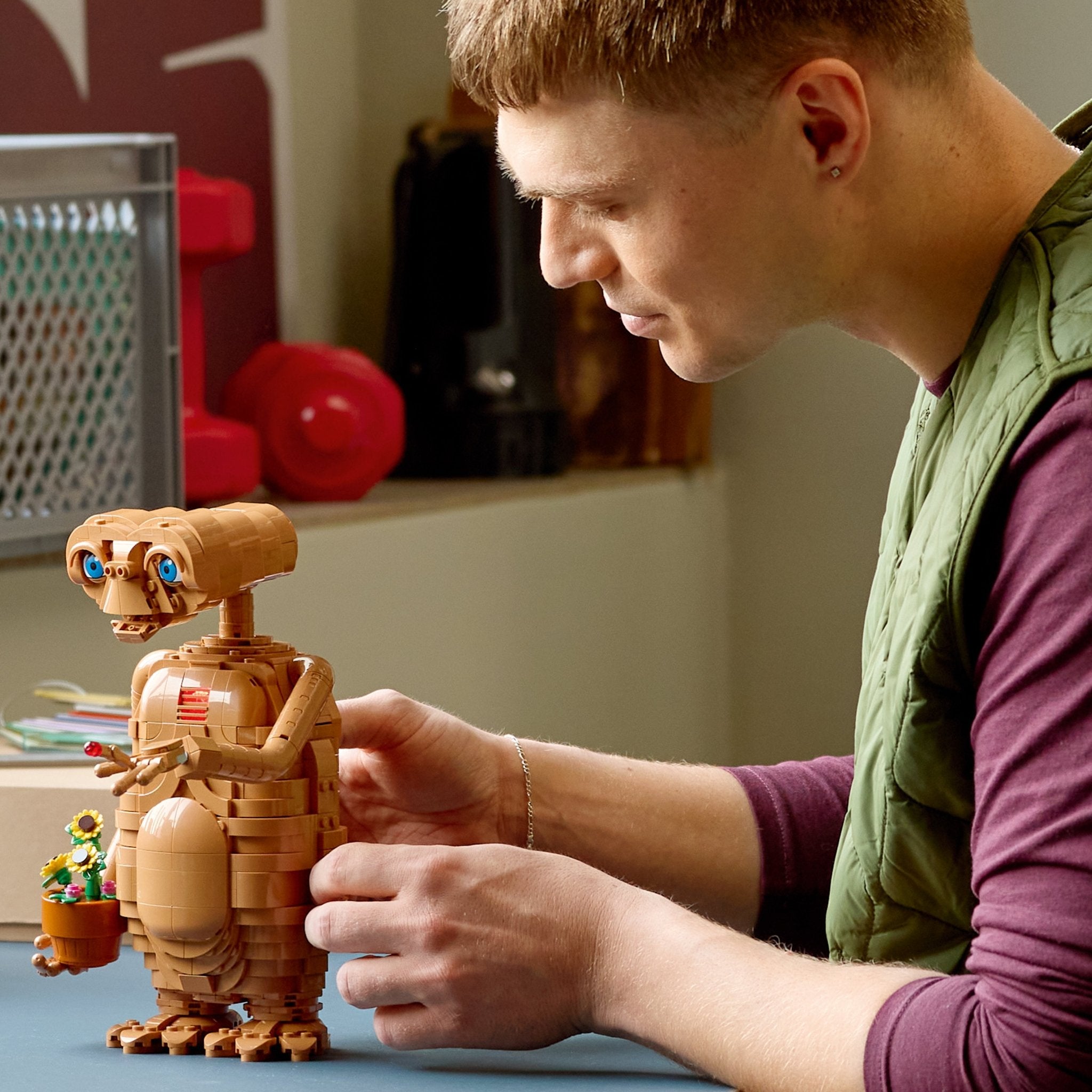 LEGO® Ideas E.T. the Extra-Terrestrial 21370 — Set - Image 3