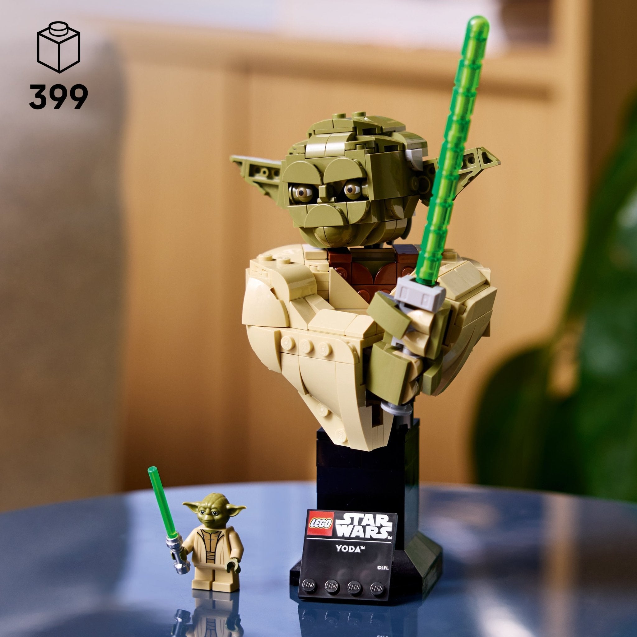 LEGO® Star Wars: Attack of the Clones Yoda Bust 75438 — Set - Image 2