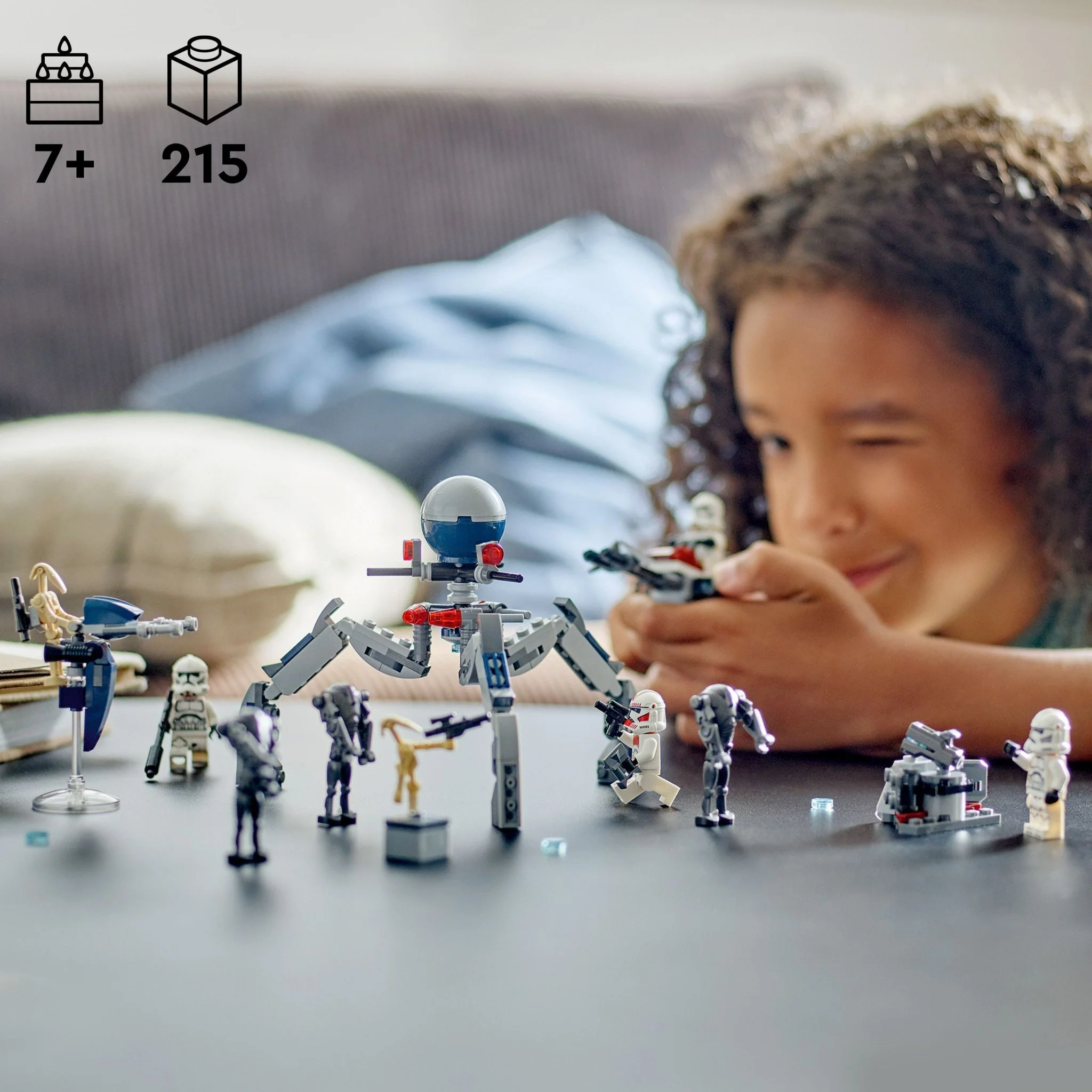 LEGO® Star WarsTM Clone TrooperTM & Battle DroidTM Battle Pack 75372 — Figure - Image 10