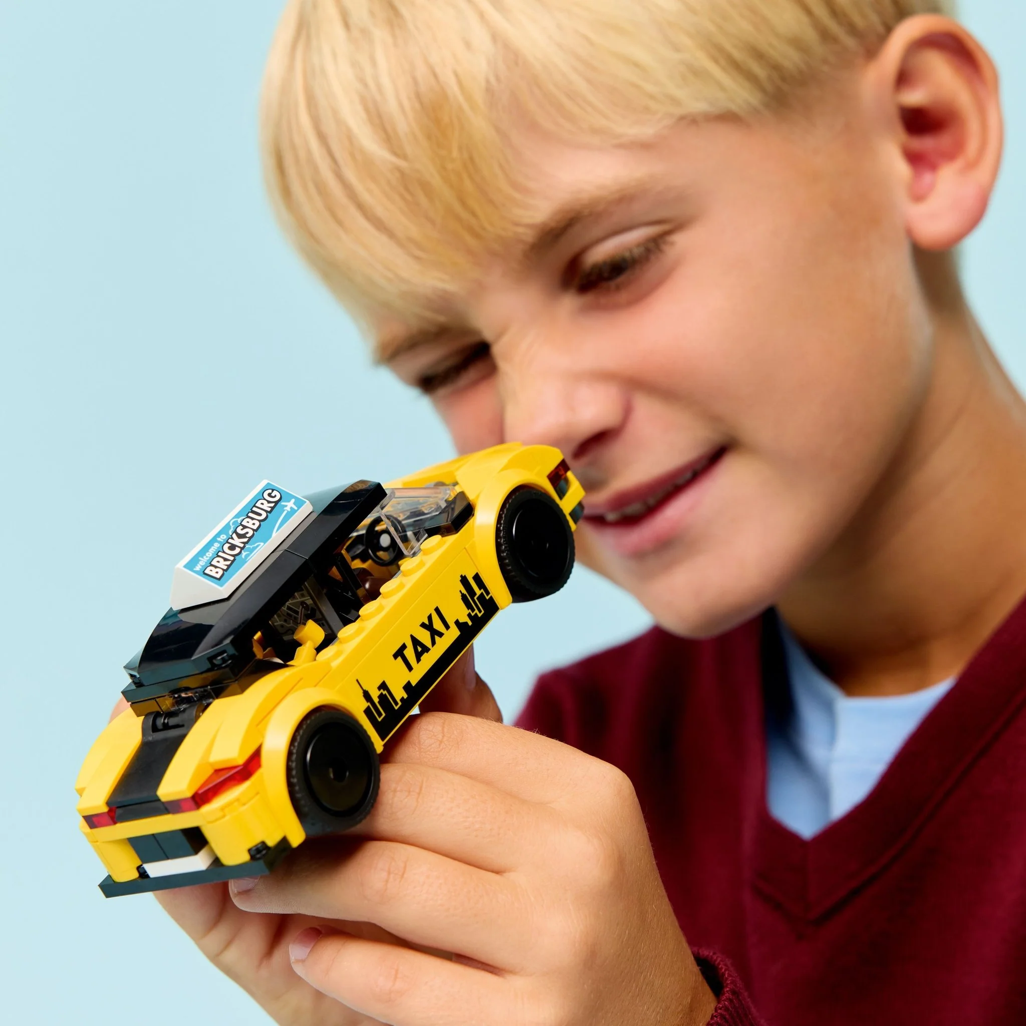 LEGO® City LEGO® Yellow Taxi 60487 — Toy - Image 4
