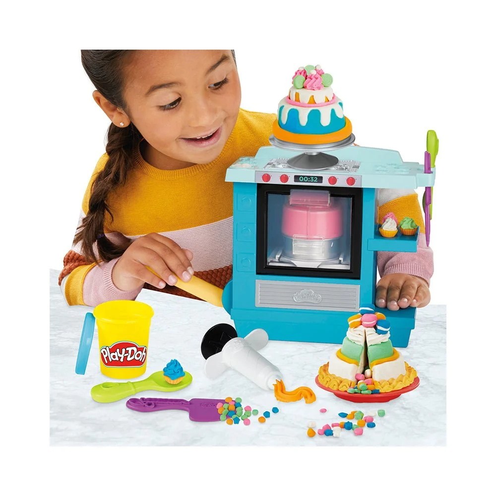 Play-Doh Kitchen Creations Cake Party Playset — Art - Image 6