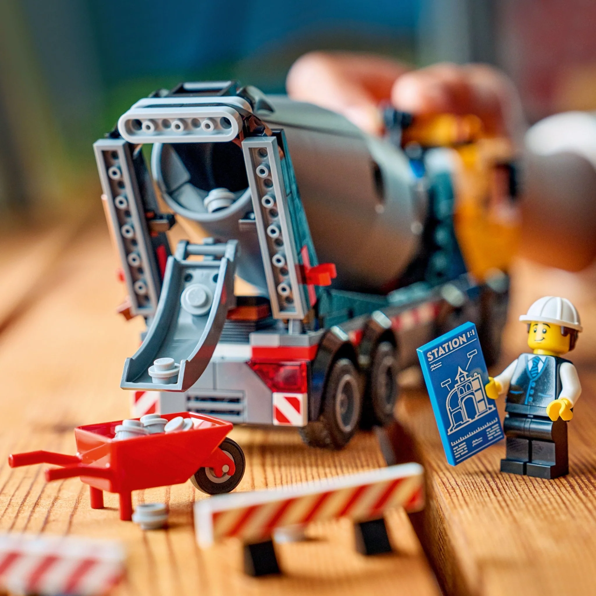 LEGO® City LEGO® Cement Mixer 60478 — Toy - Image 4