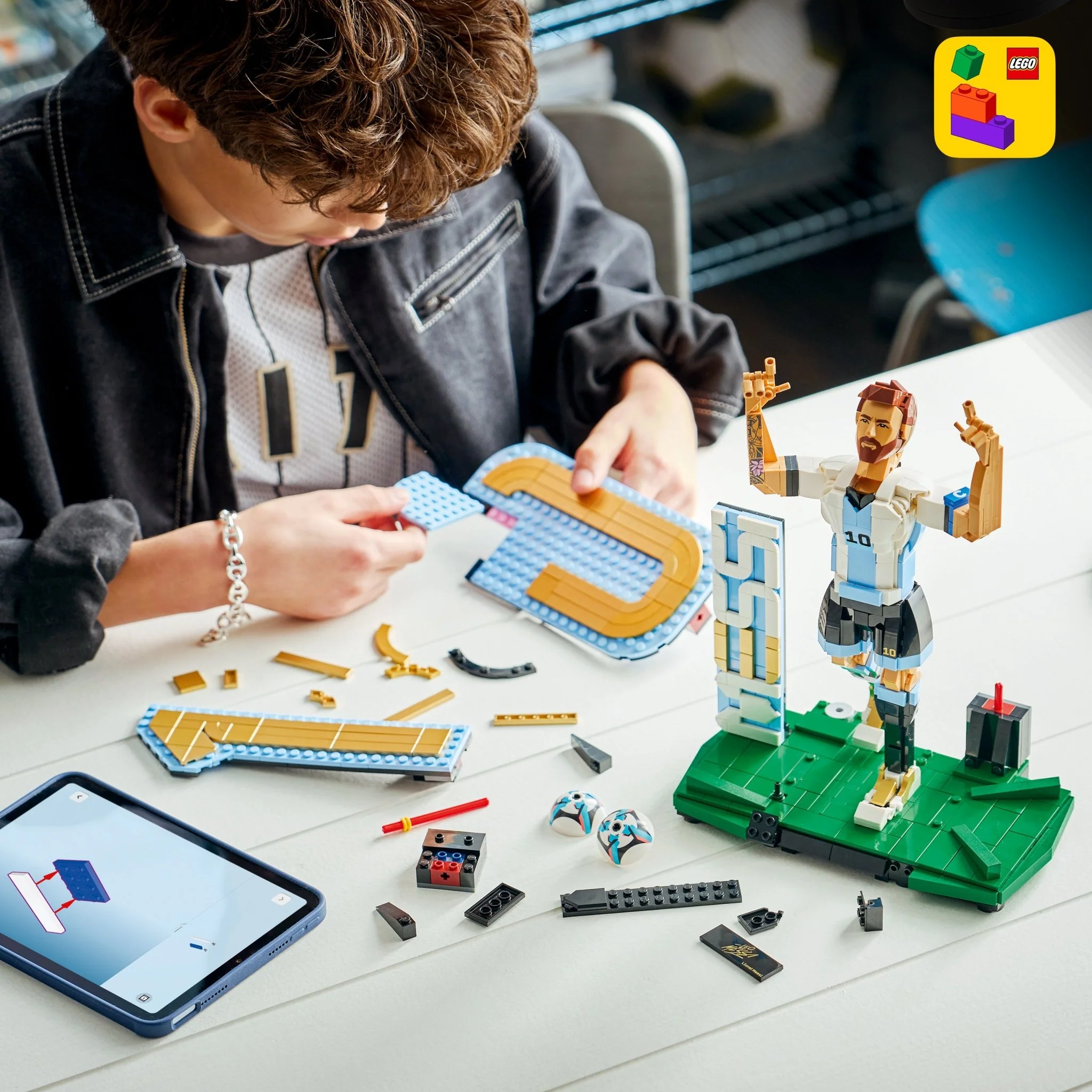 LEGO® Editions Lionel Messi – Soccer Legend 43015 — Can - Image 7