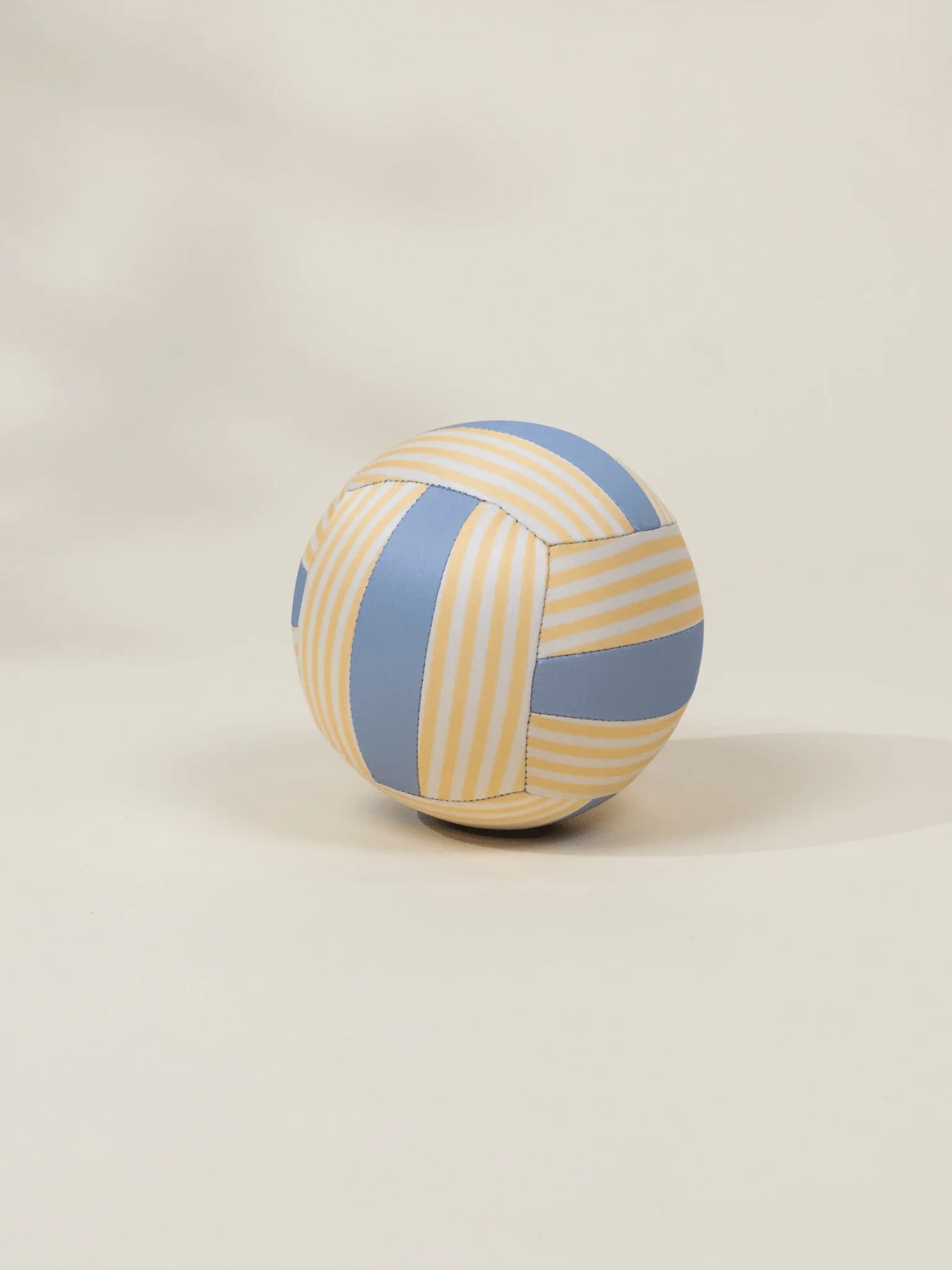 Coco Village Neoprene Volleyball — Can